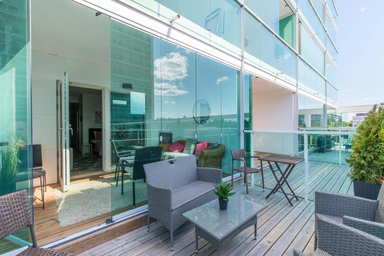 Starhomes Double Lux 10 Oulu Exterior foto